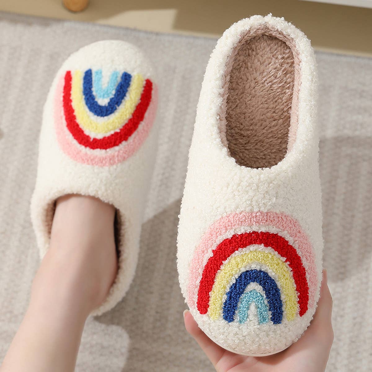 WARM COTTON SLIPPERS WITH RAINBOW PATTERN