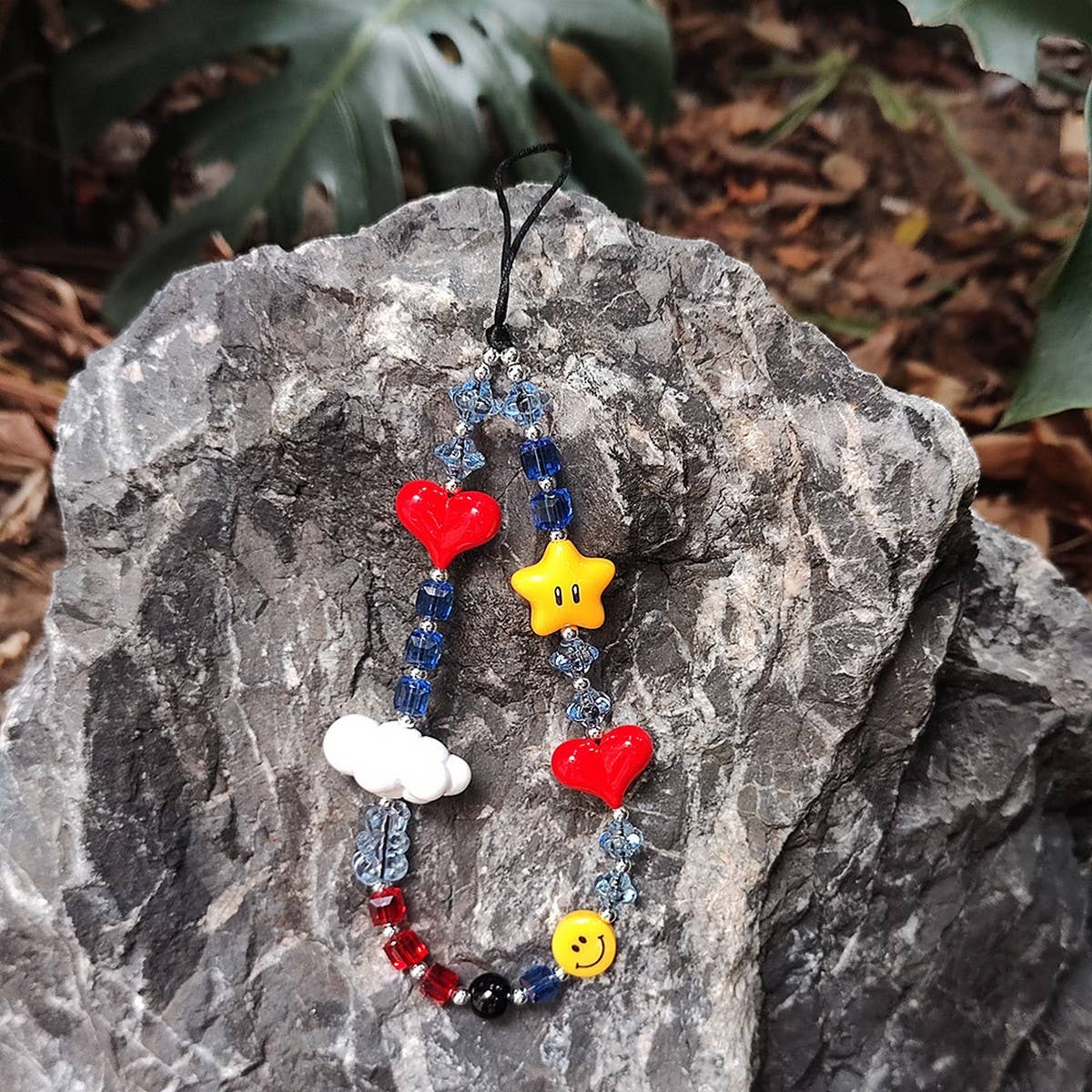 CWMM8708_SIMPLE HANDMADE BEADED HEART MOBILE PHONE STRAP