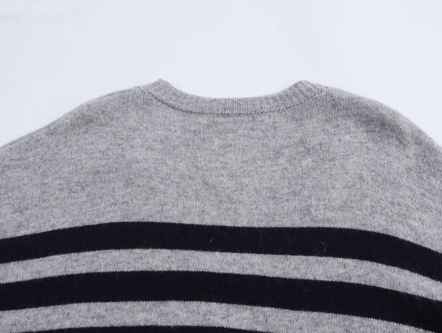 STRIPED BREASTED V-NECK KNIT CARDIGAN JACKET