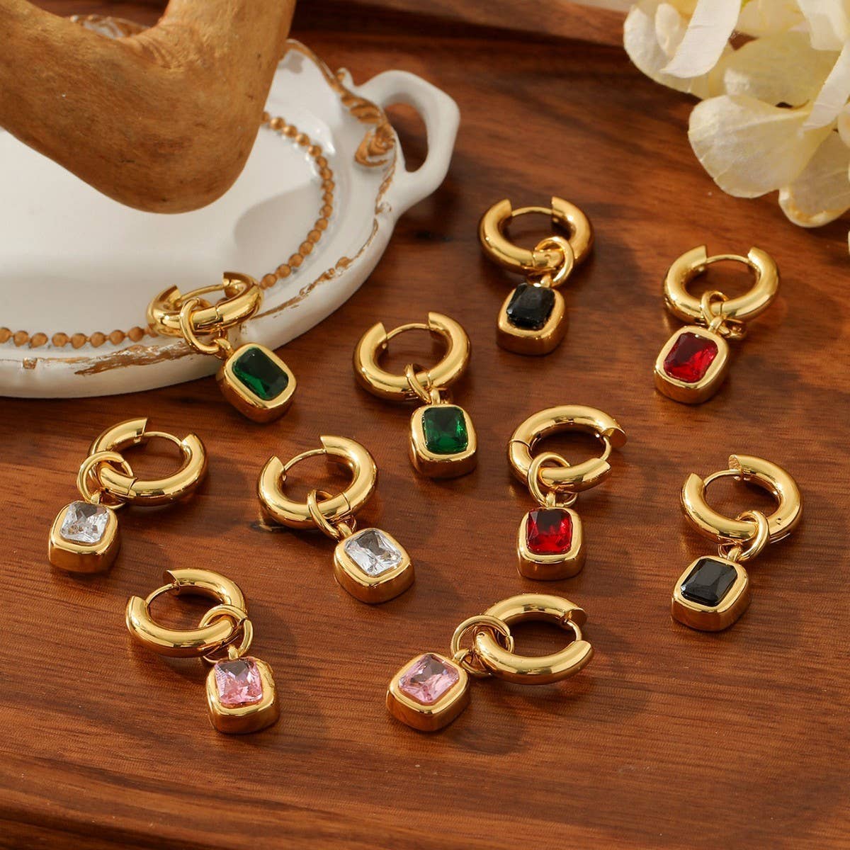 ELEGANT BAGUETTE GOLDPLATED STAINLESS STEELEARRINGS