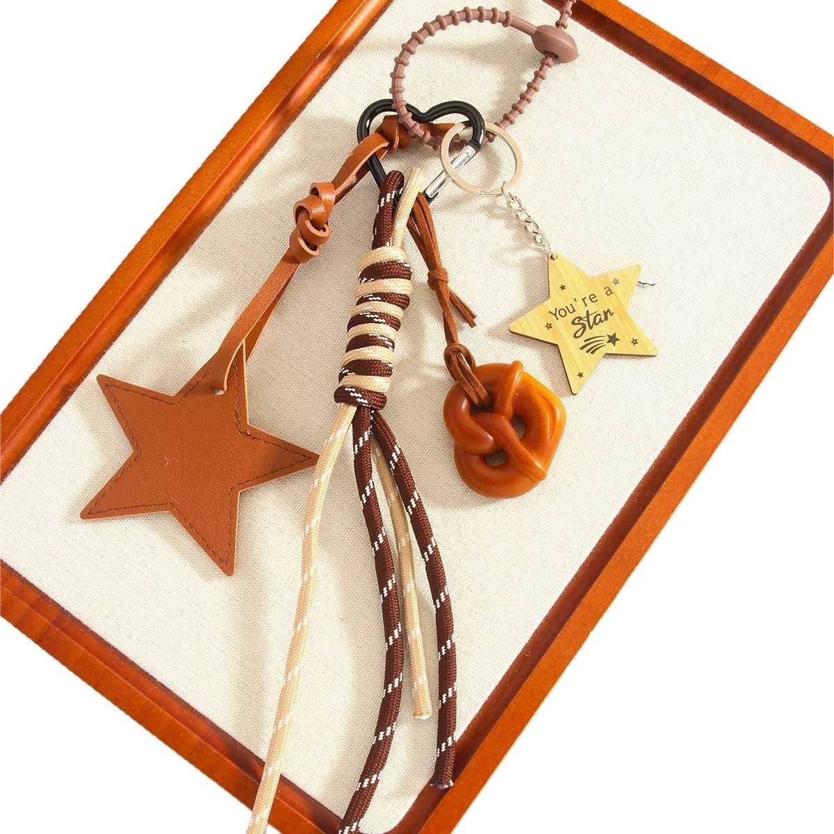 Braided Pretzel Star Keychain Charm_CWMM7731