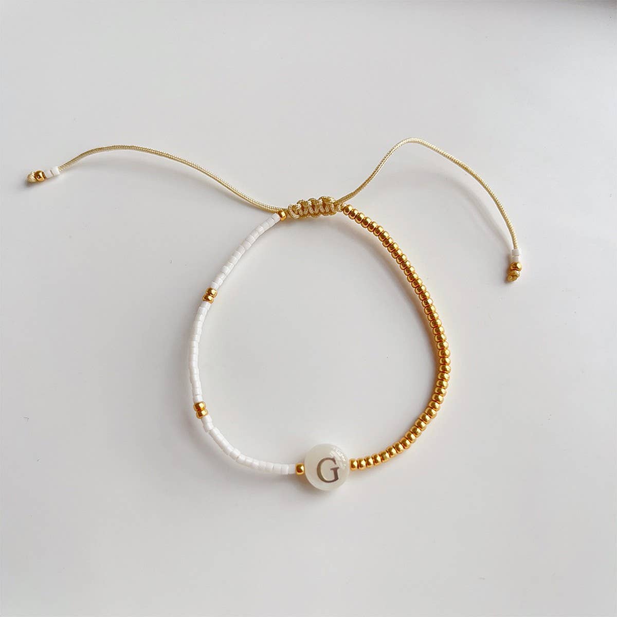 CWAJE4559_SMALL FRENCH STYLE ADJUSTABLE BRACELET