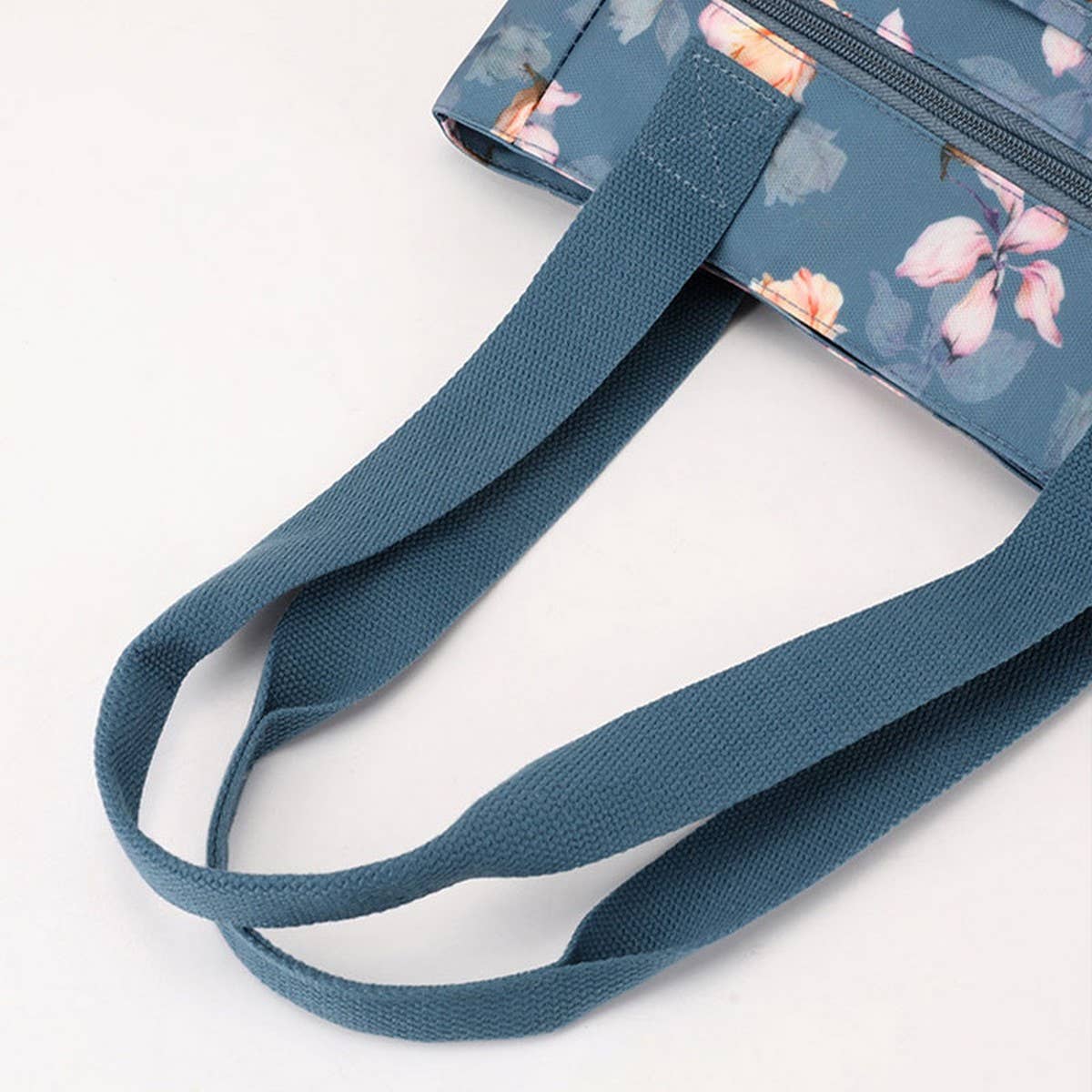 PRINT WATER-REPELLENT SHOULDER CROSSBODY BAG_CWAB3446