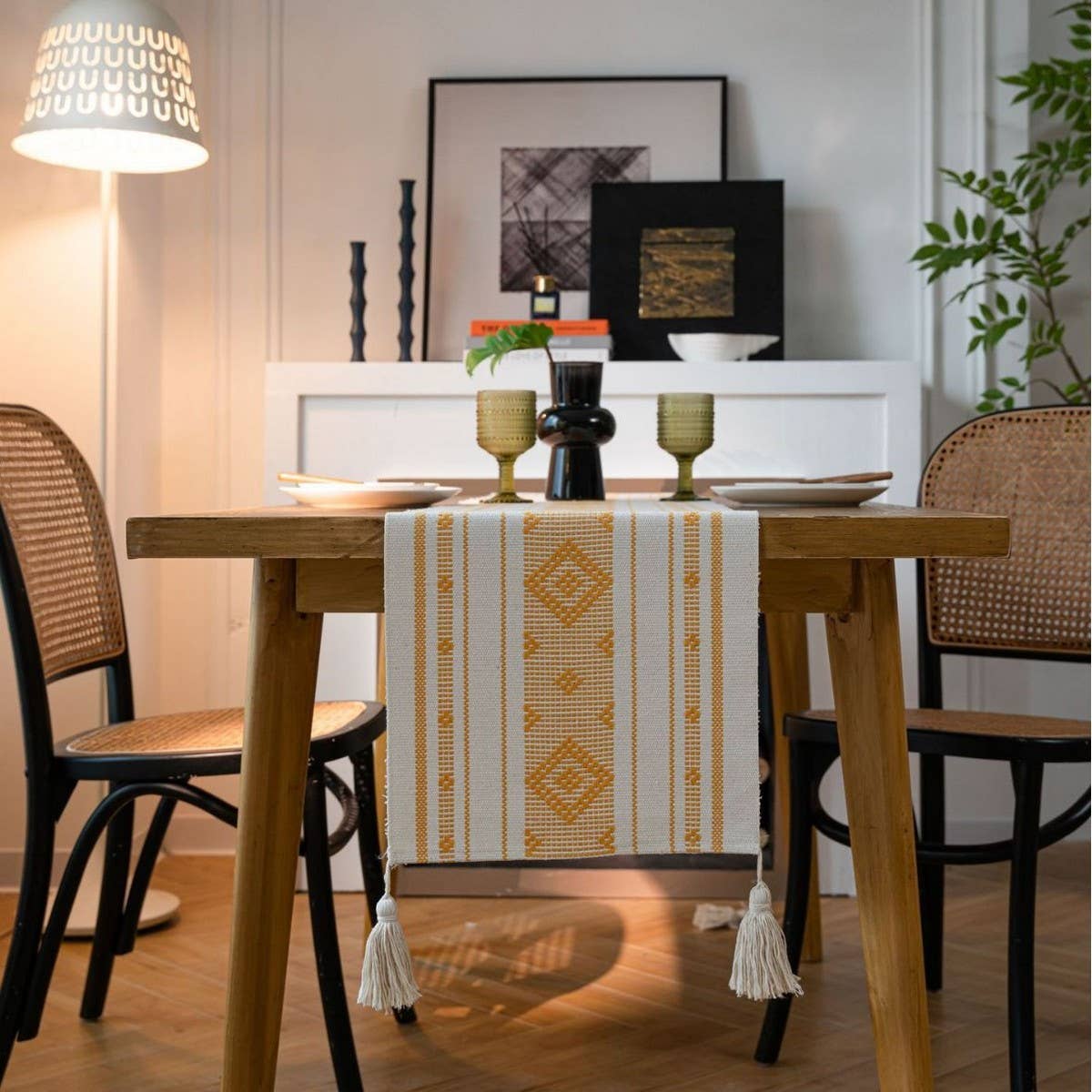 GEOMETRIC TASSEL HOLIDAY TABLE RUNNER