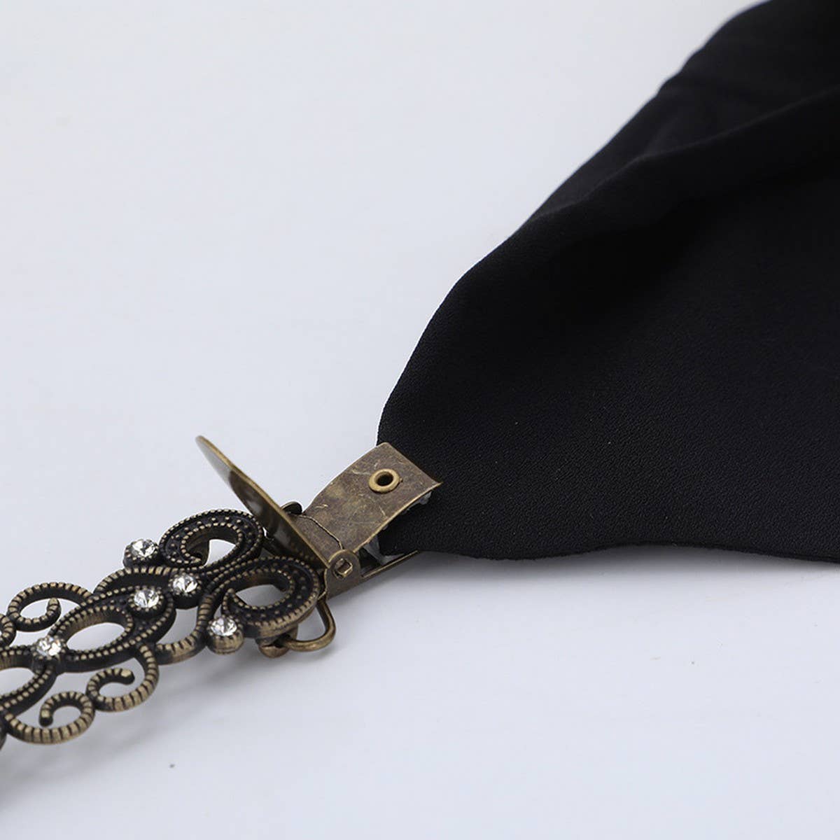 HOT SALE RETRO SHAWL CLIP FOR LADIES WITH DIAMONDS