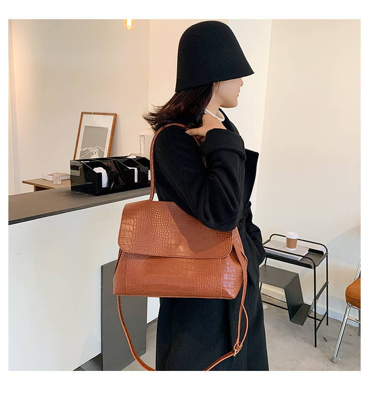 High-end large-capacity hand-held tote bag