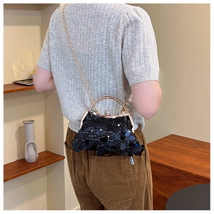 Fashionable candy-colored chain dinner bag