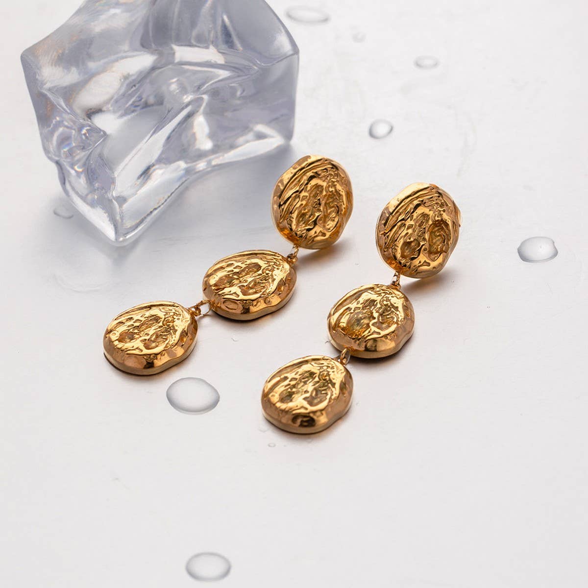 GEOMETRIC STAINLESS STEEL WRINKLE STUD EARRINGS