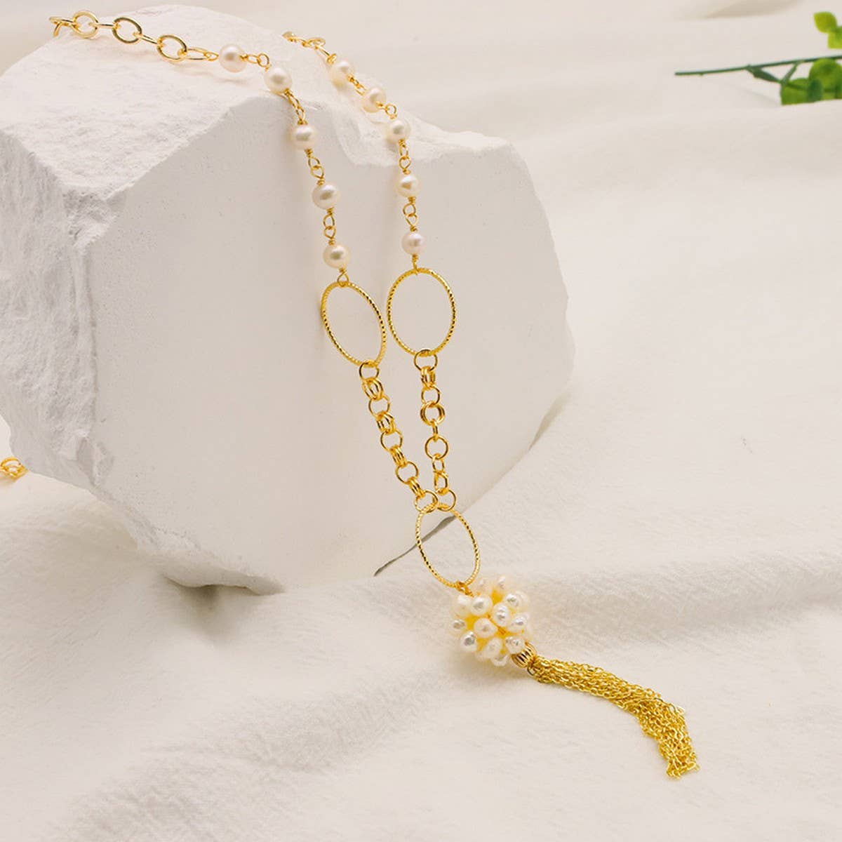 WOMEN'S NATURAL FRESHWATER PEARL SWEATER NECKLACE