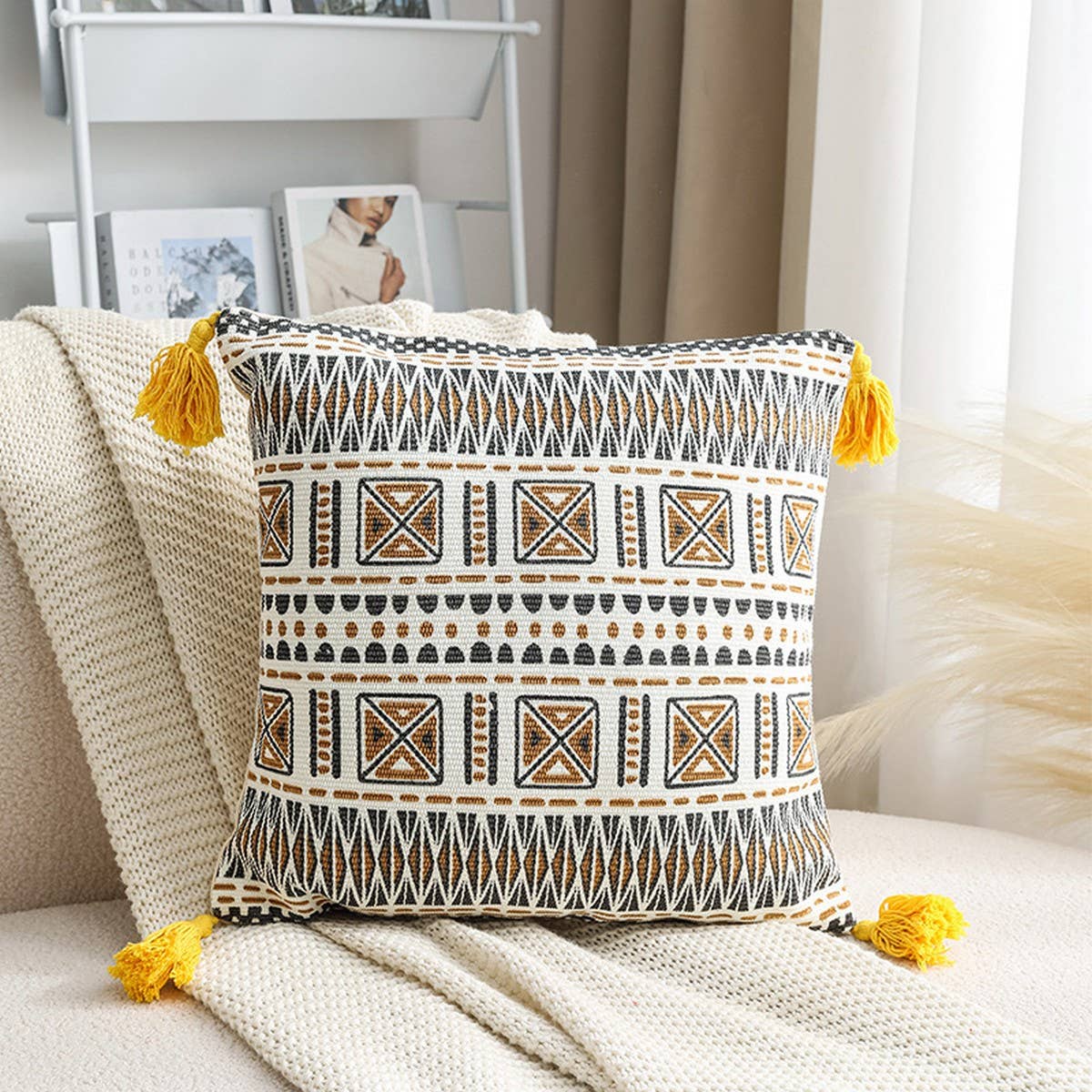 BOHEMIAN STYLE GEOMETRIC PILLOW COVER_CWMM0863