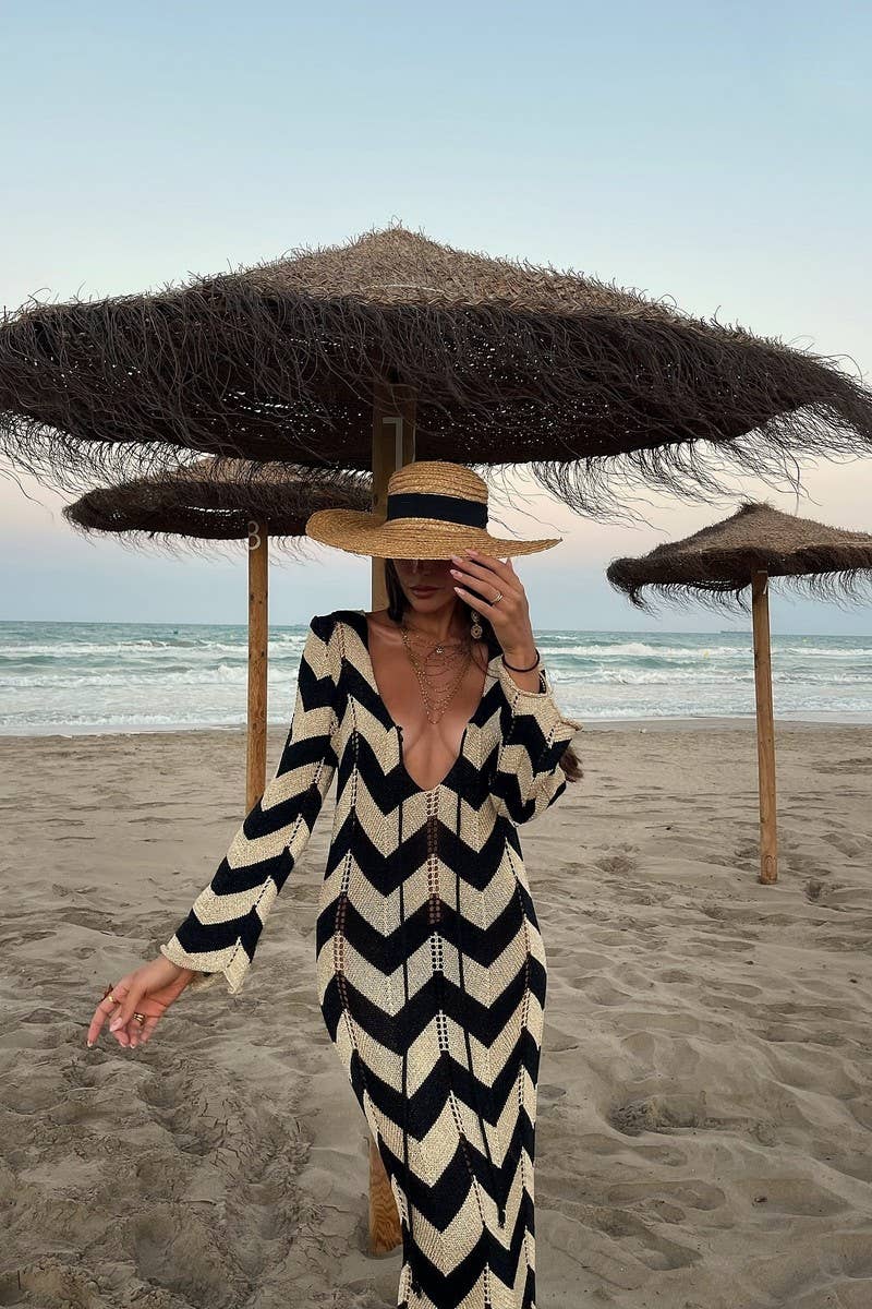 CWDMD4148_LONG-SLEEVED KNITTED ROUND NECK LACE HOLLOW DRESS