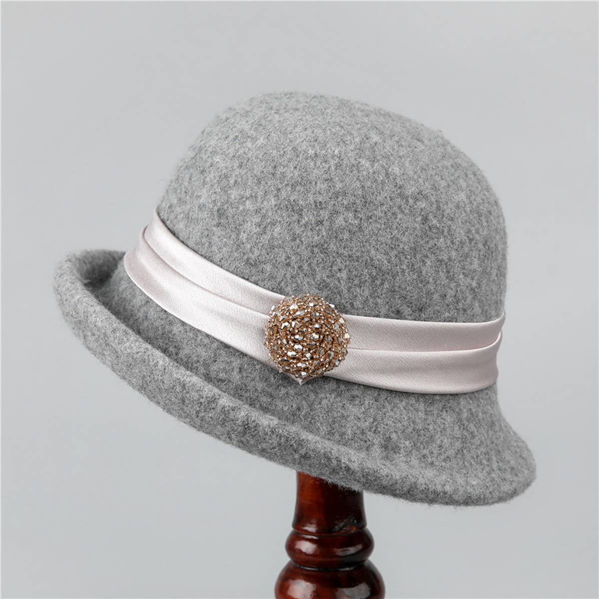 FRENCH RETRO WARM BUCKET HAT WITH PLEATED EDGES_CWAH1794