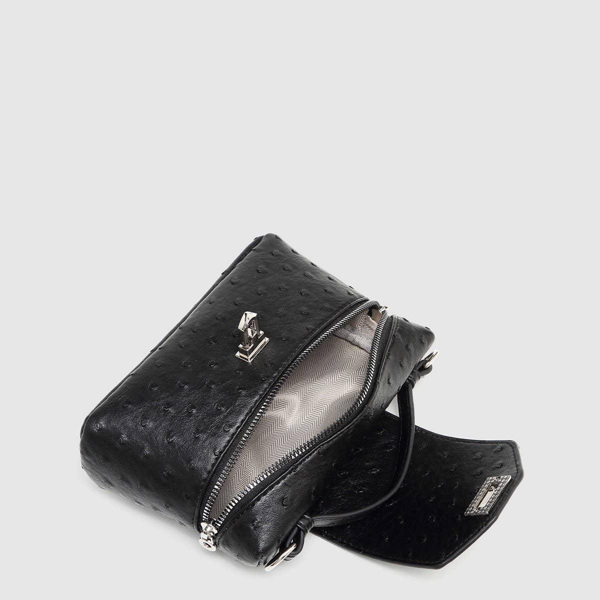 New Ostrich Texture Boxy Chain Shoulder Bag_CWAB5719