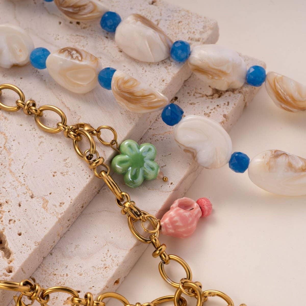 Ocean Pearl Necklace with Glass Pendant_CWMM8861