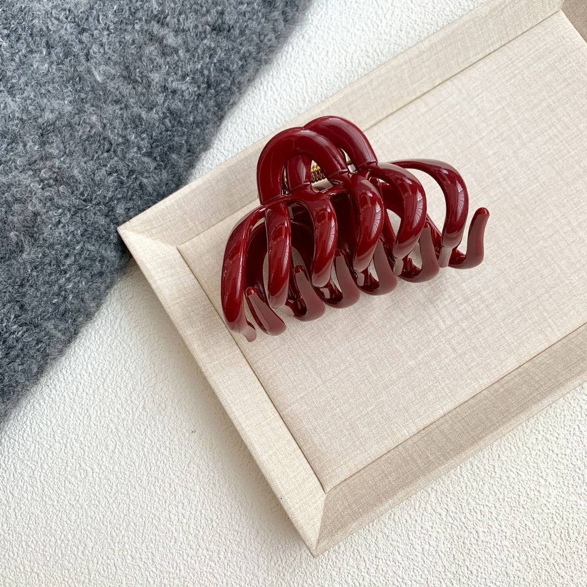 CWAHA4448_NEW RED ELEGANT AND HIGH-END HAIRPIN