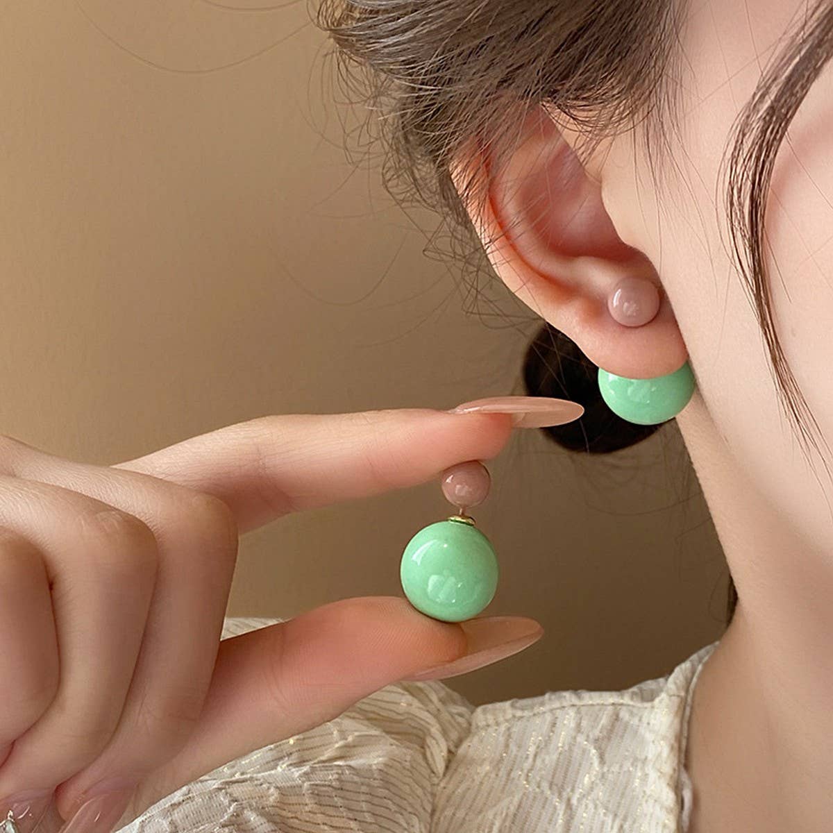 SWEET CANDY-COLORED BALL NICHE EARRINGS
