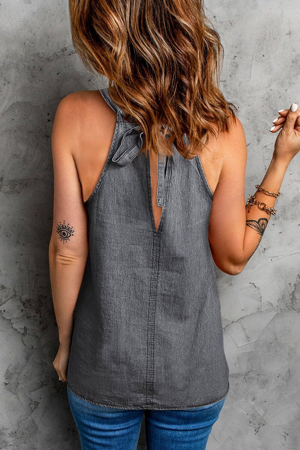 Solid-color fitting off-the-neck casual vest