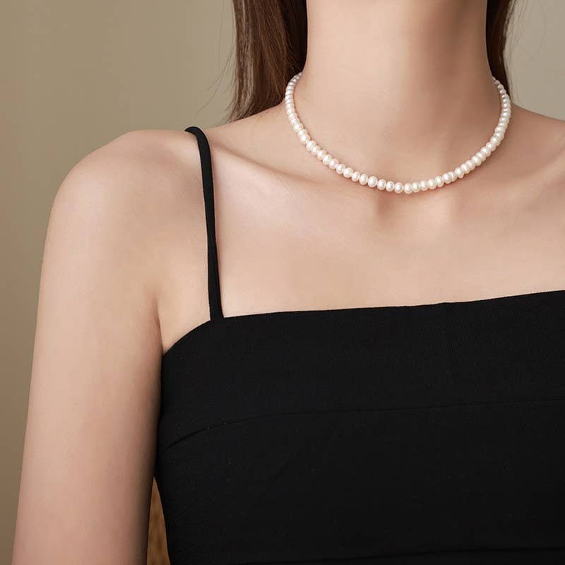 Fashionable Bahak freshwater pearl necklace