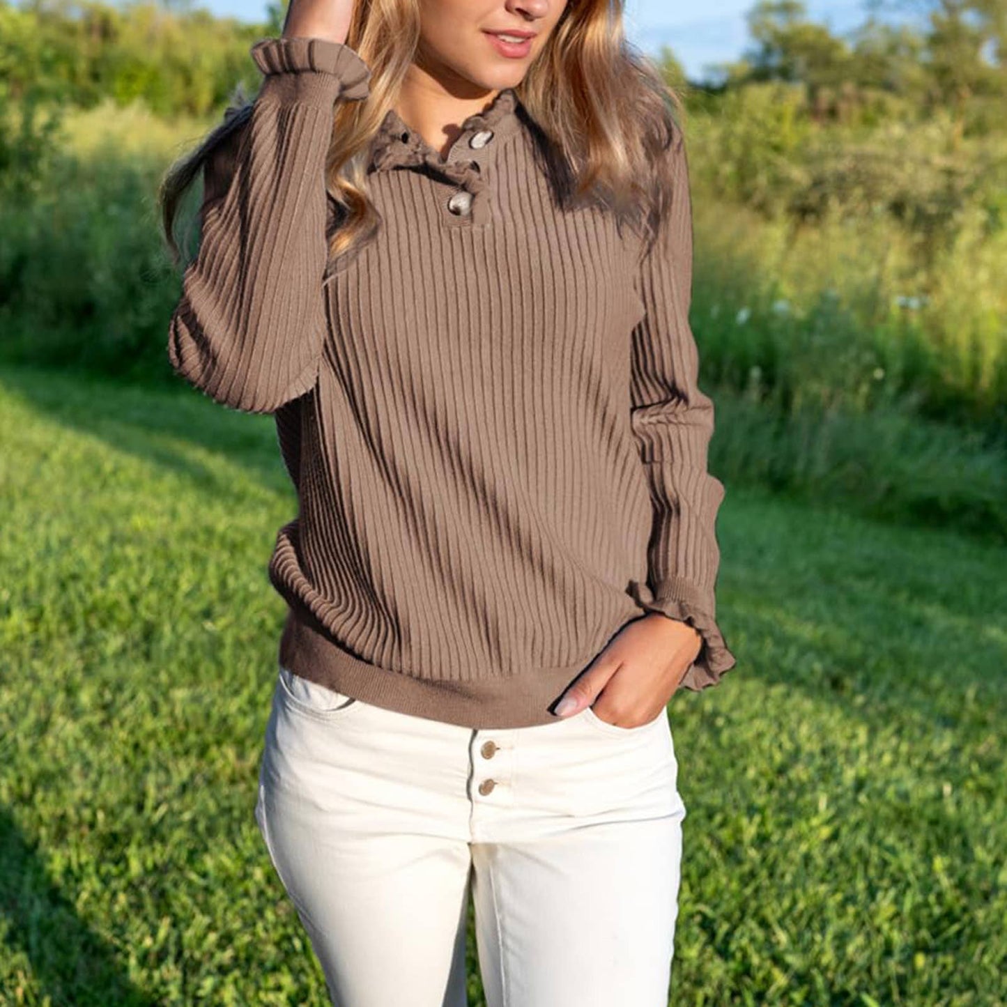 ROUND NECK WOODEN EAR NECK WOMEN'S KNITTED TOP