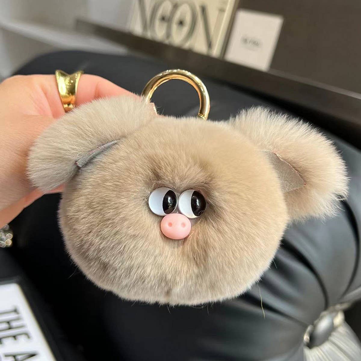 CUTE PIG PLUSH CAR KEYCHAIN BAG ACCESSORIES