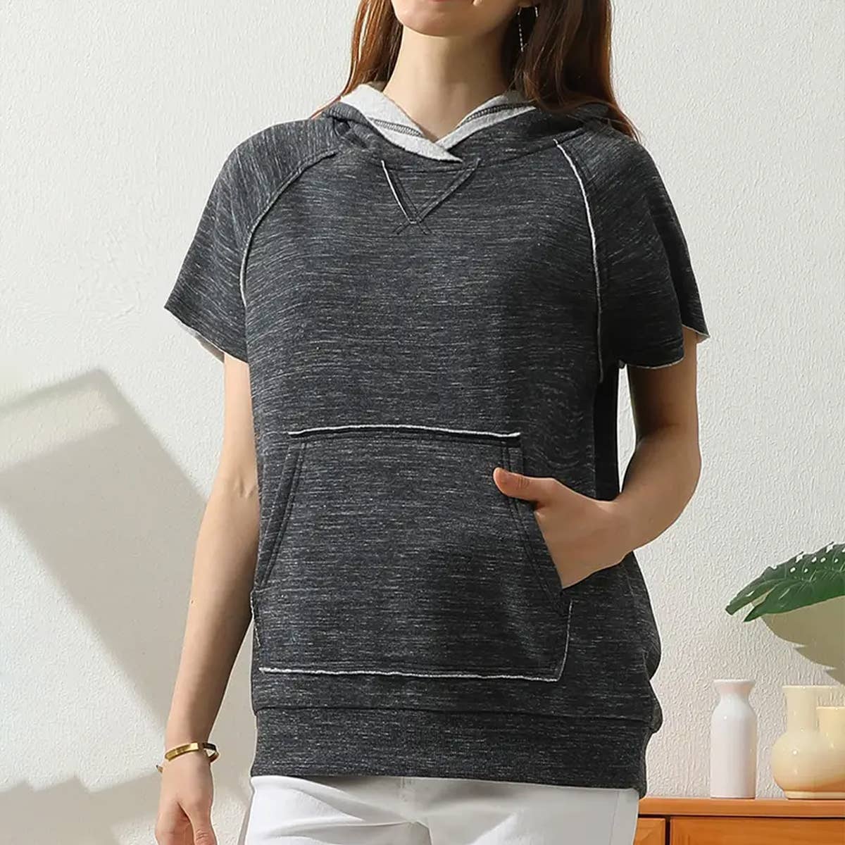 SOLID COLOR SHORT SLEEVED HOODIE_CWOHOS009