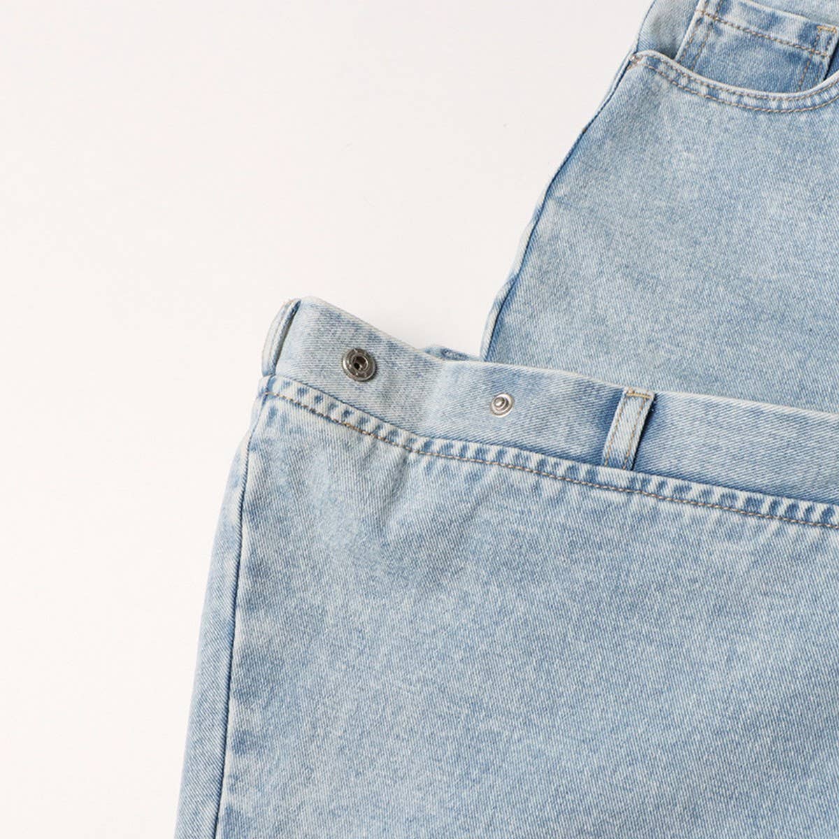 WOMENS LIGHT COLORED CASUAL JEANS