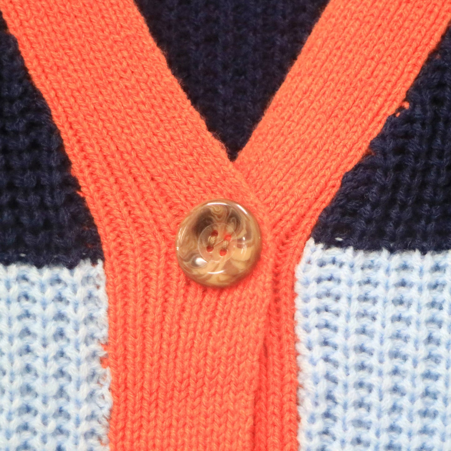 STRIPED CONTRAST COLOR SINGLE BREASTED CARDIGAN