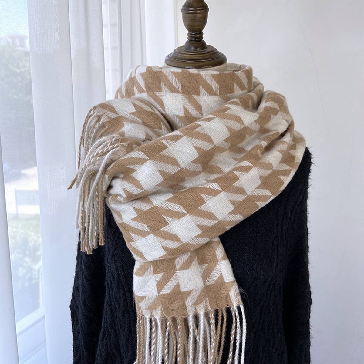 Houndstooth Tassel Scarf - Thick Winter Wrap