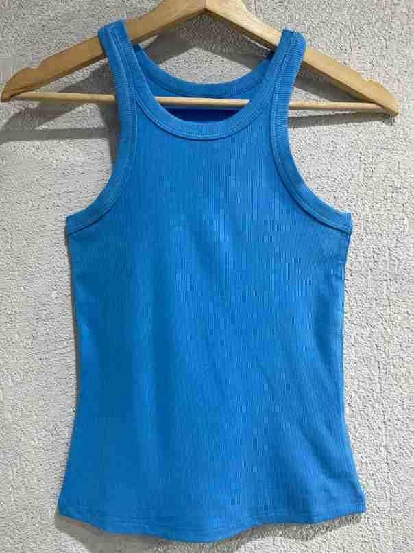 TEXTURED I-STRIPE VEST