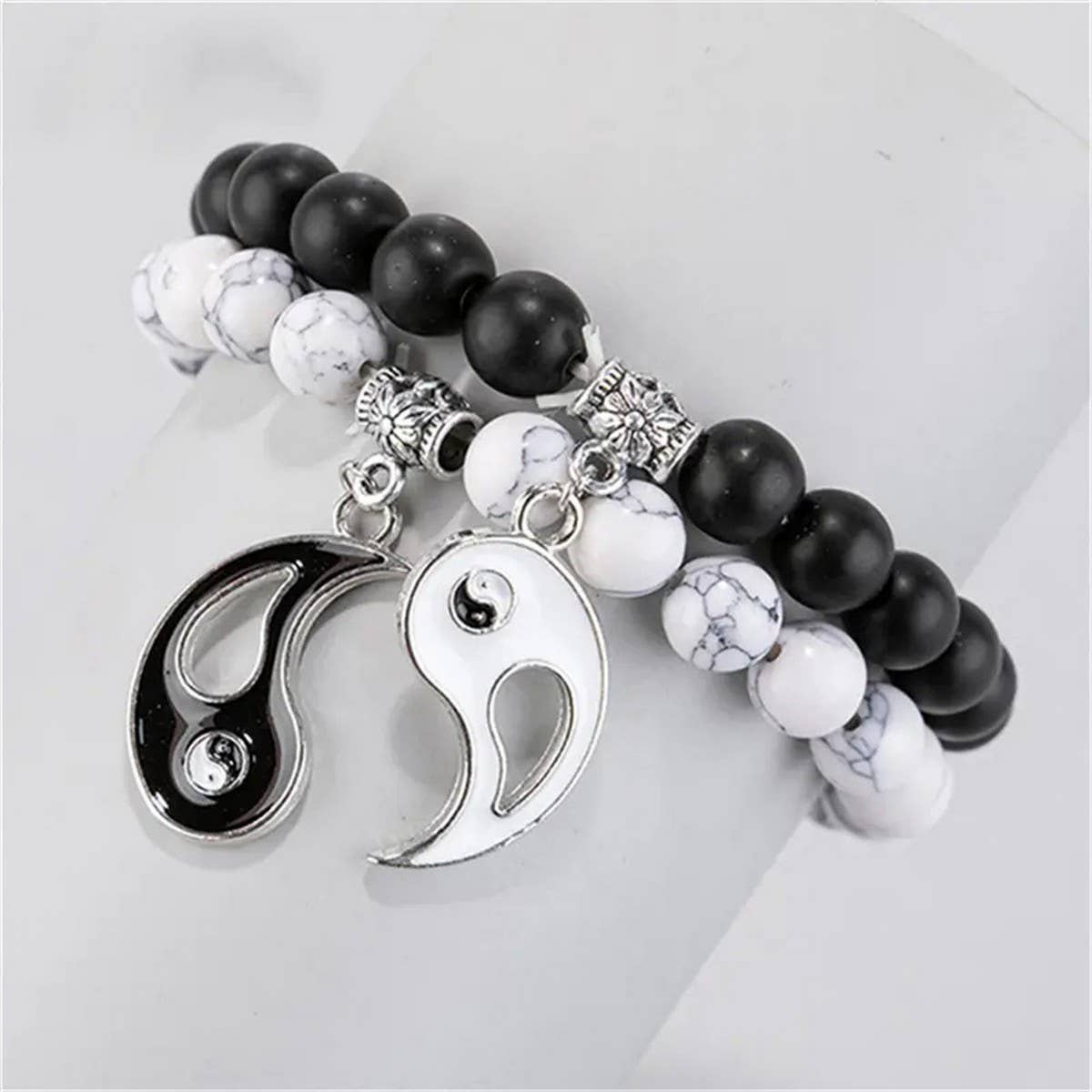 CWAJE4231_WHITE TURQUOISE BLACK AND WHITE TAI CHI BRACELET