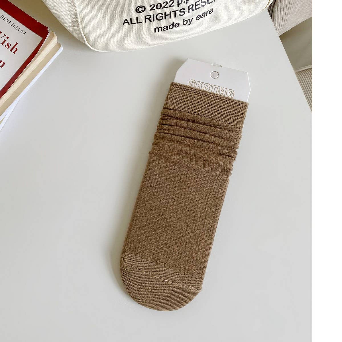 WOMEN SOLID COLOR STRAIGHT SOCKS JOKER SOCKS