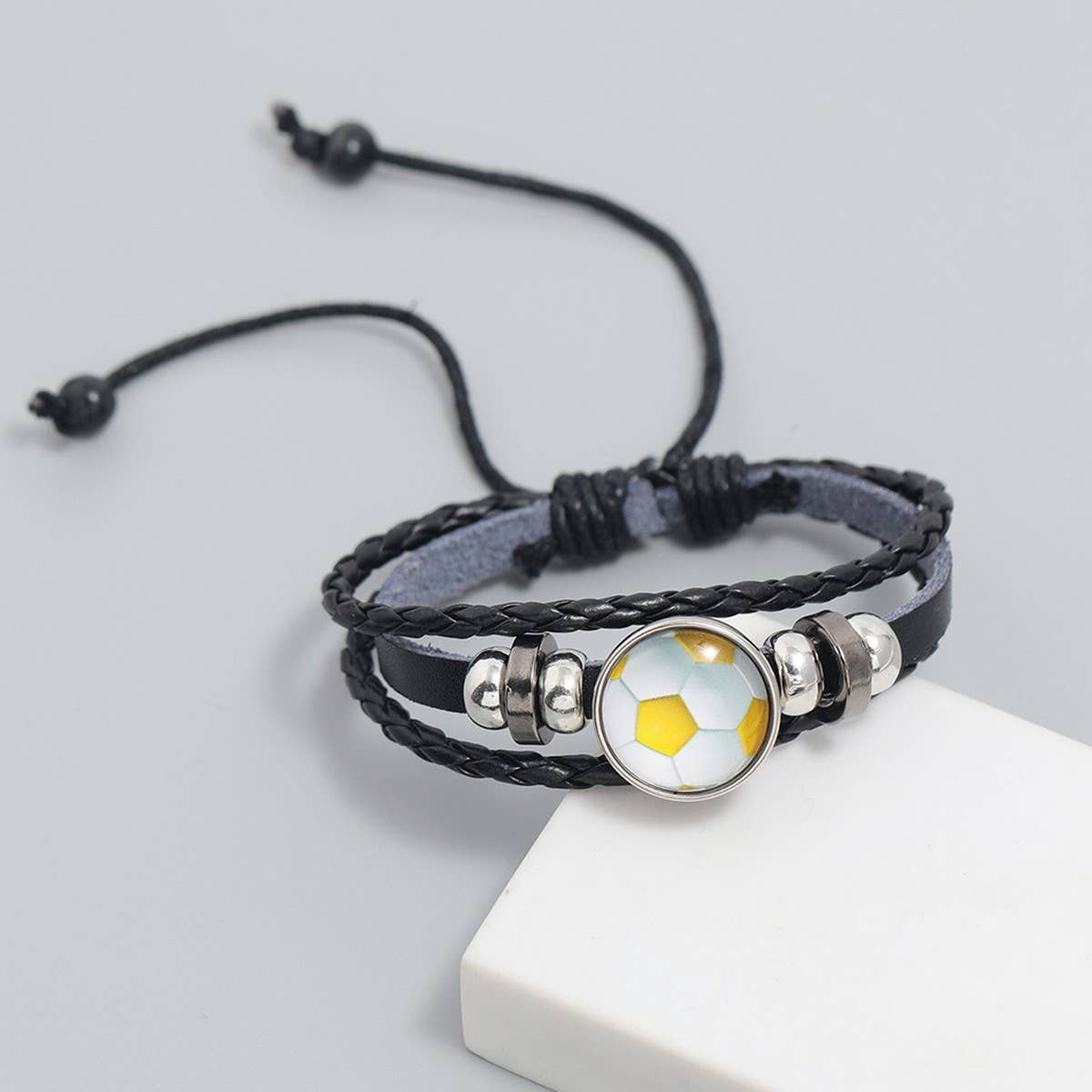 FASHIONABLE PERSONALIZED BEADED BRACELET