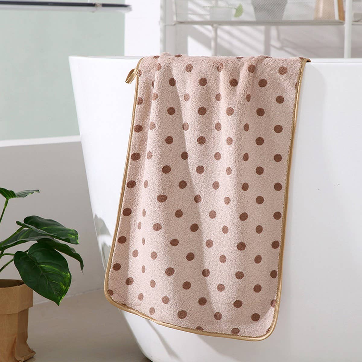 CORAL FLEECE POLKA DOT ABSORBENT FACE TOWEL