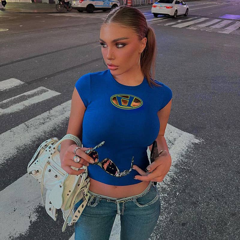 Sexy Hollow D Cut Embroidered Slim Crop Top