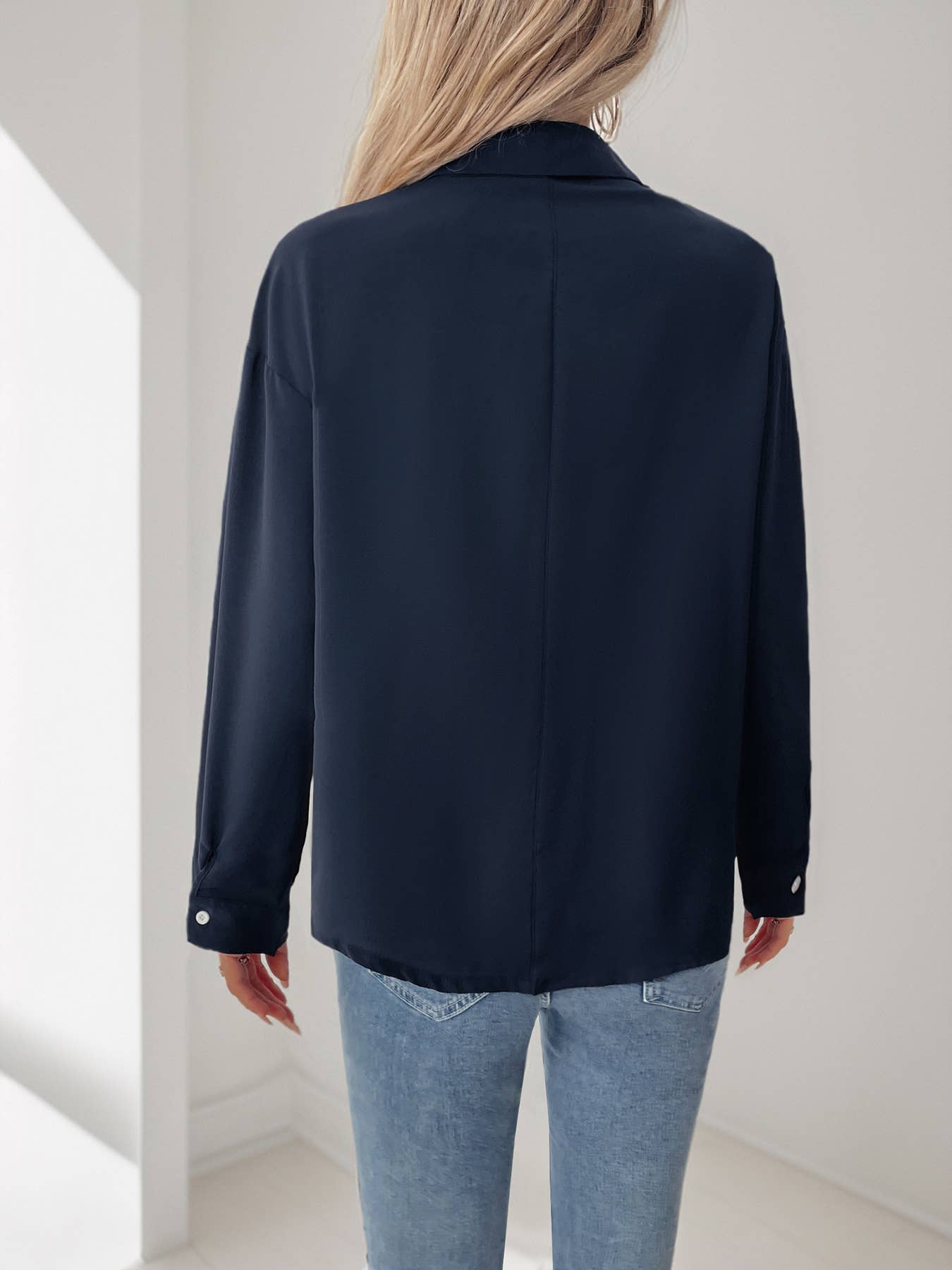 Solid-color lapel loose long-sleeved shirt