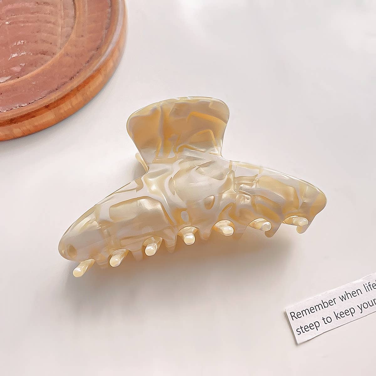 Acetic acid plate grip leopard print hair grip