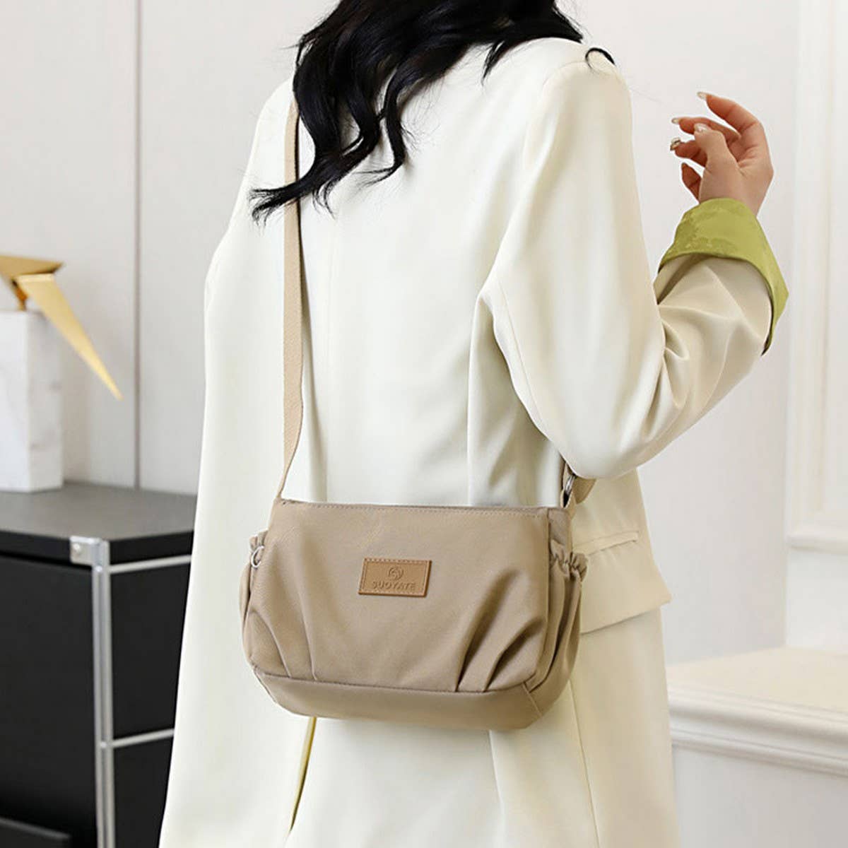 WATERPROOF NYLON SHOULDER BAG FOR MOBILE PHONE