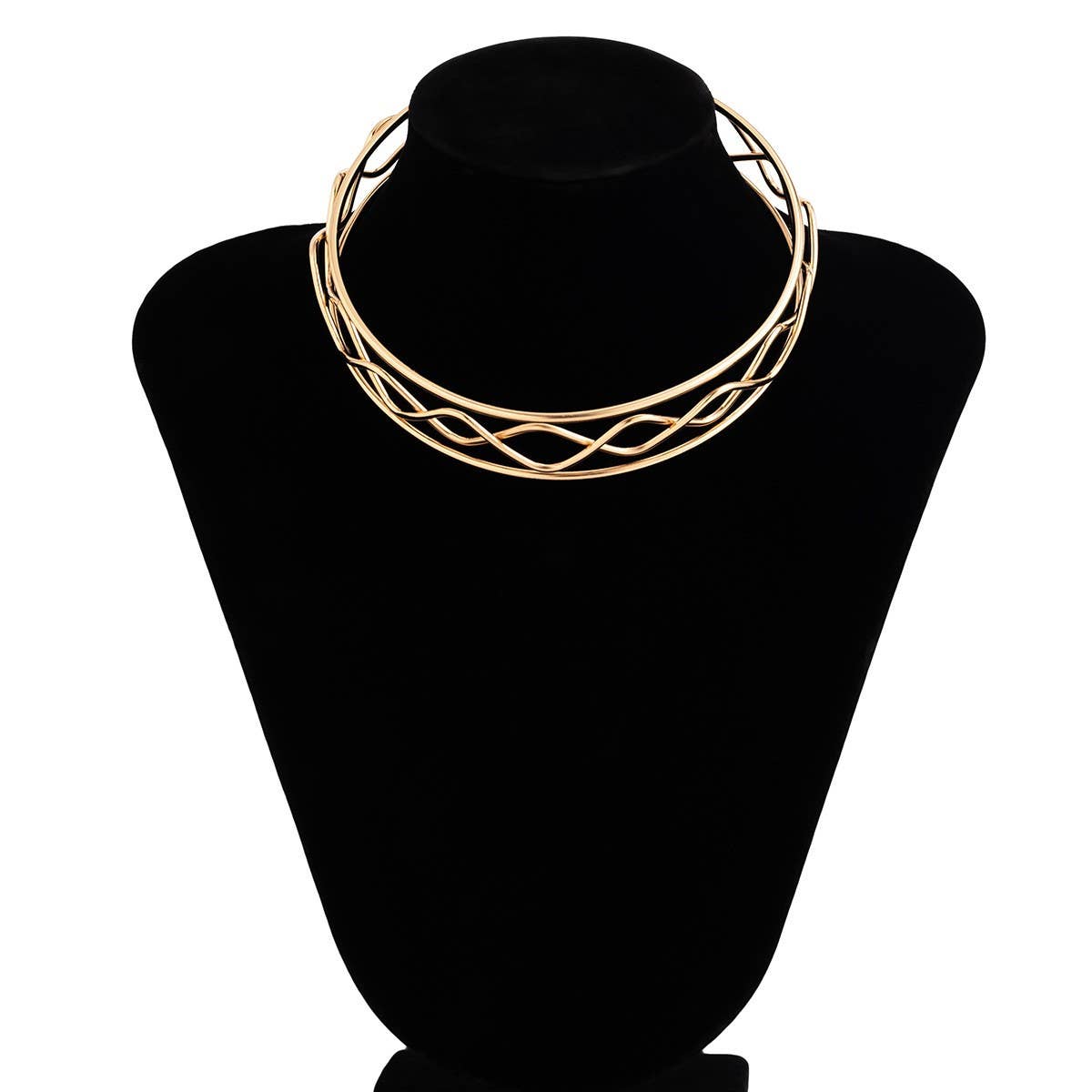 FASHIONABLE HIGH-END CROSS OUTLINE NECKLACE