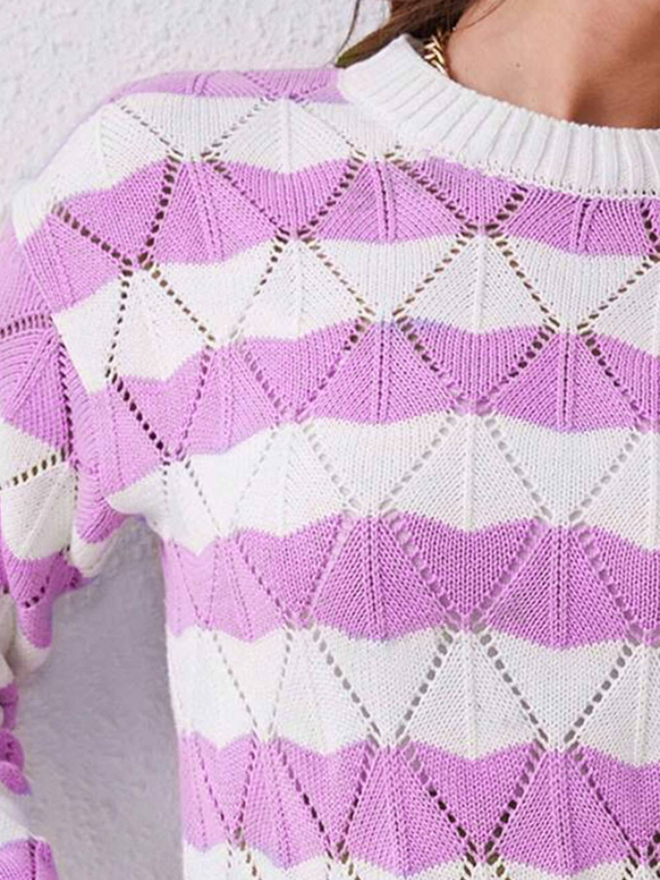 Round-neck diamond-shaped hollowed-out sweater