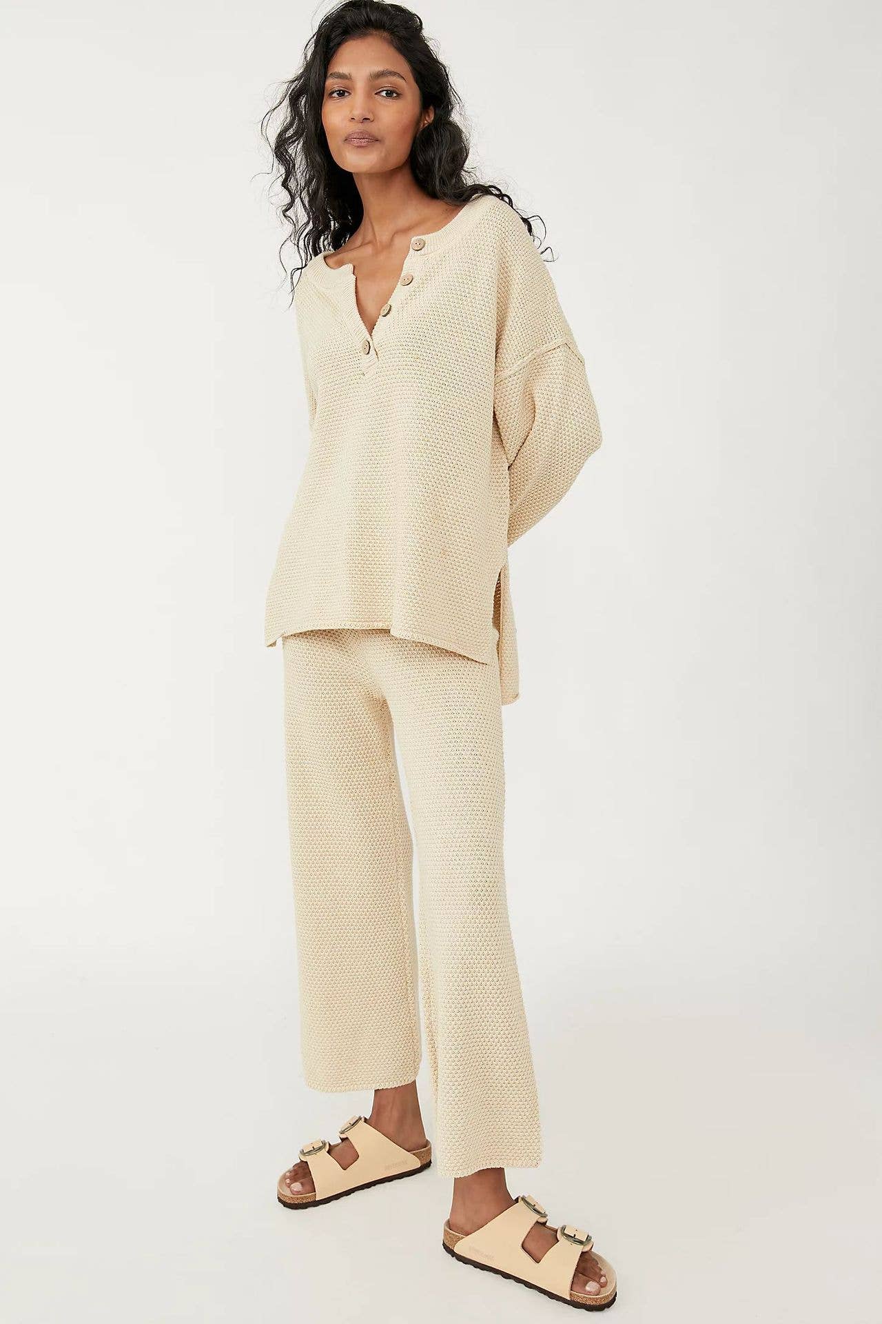 KNIT V-NECK BLOUSE AND SLACKS TWO-PIECE SET