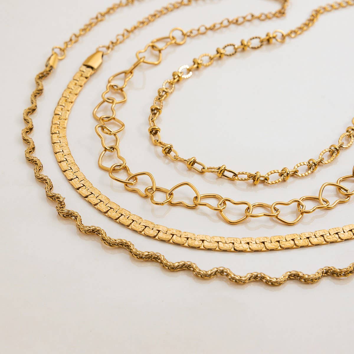 Classic 18K Gold Matte Flat Chain Bracelet