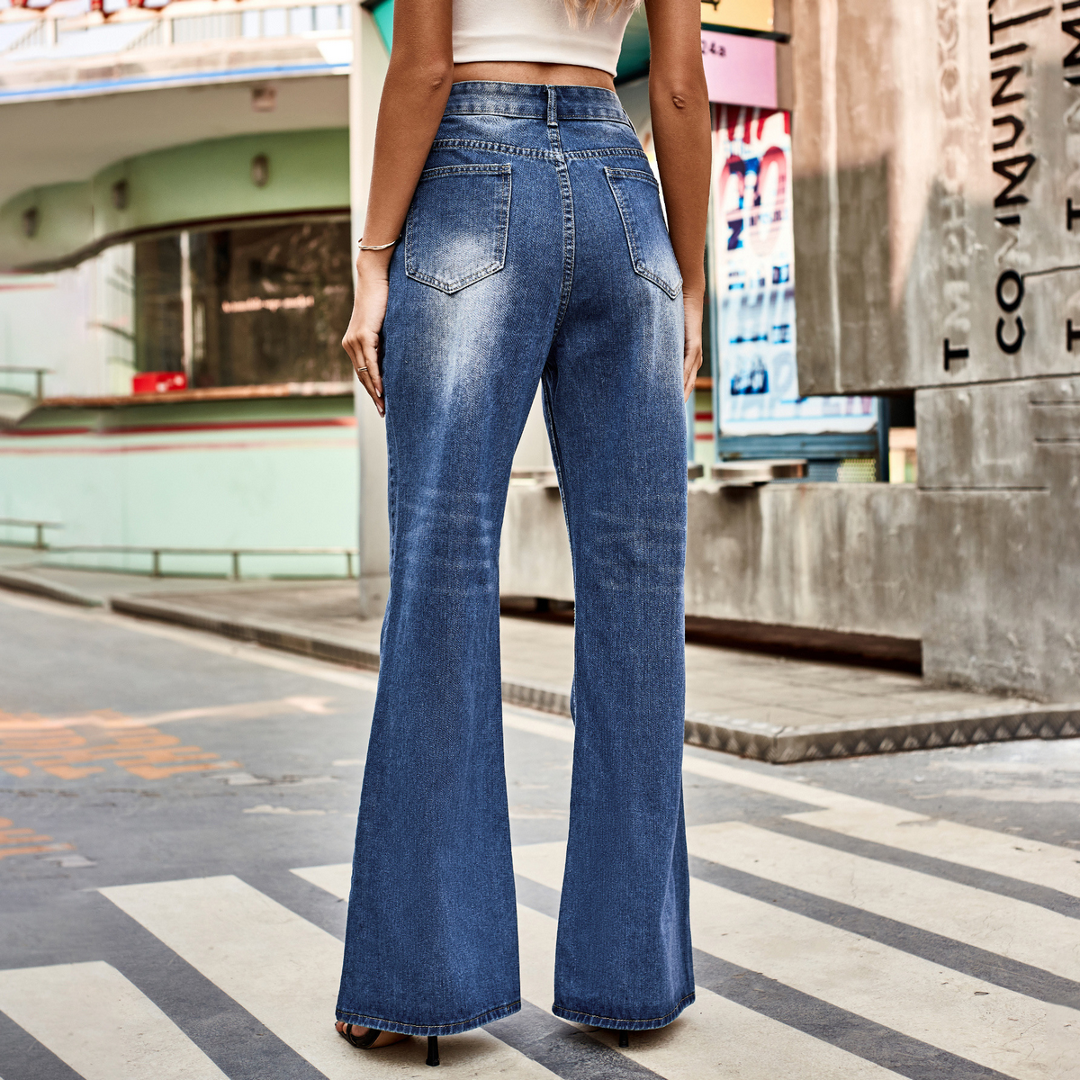 Classic Flare Jeans ? Mid Waist Washed Denim