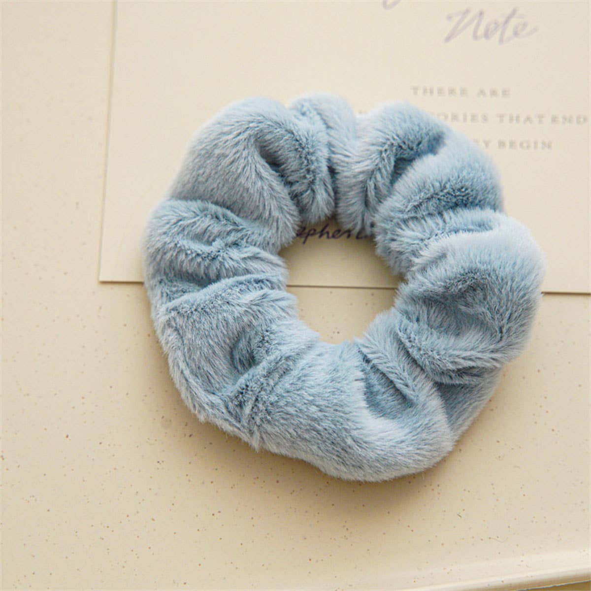 FUZZY HAIR SCRUNCHIES FOR WINTER_CWAHA0381