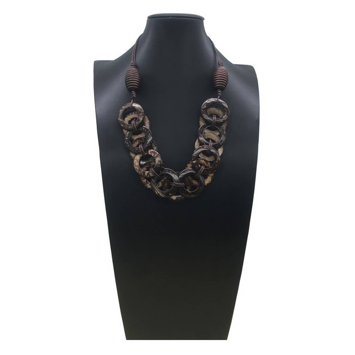COCONUT SHELL HOLLOW INTERLOCKING BRAIDED NECKLACE