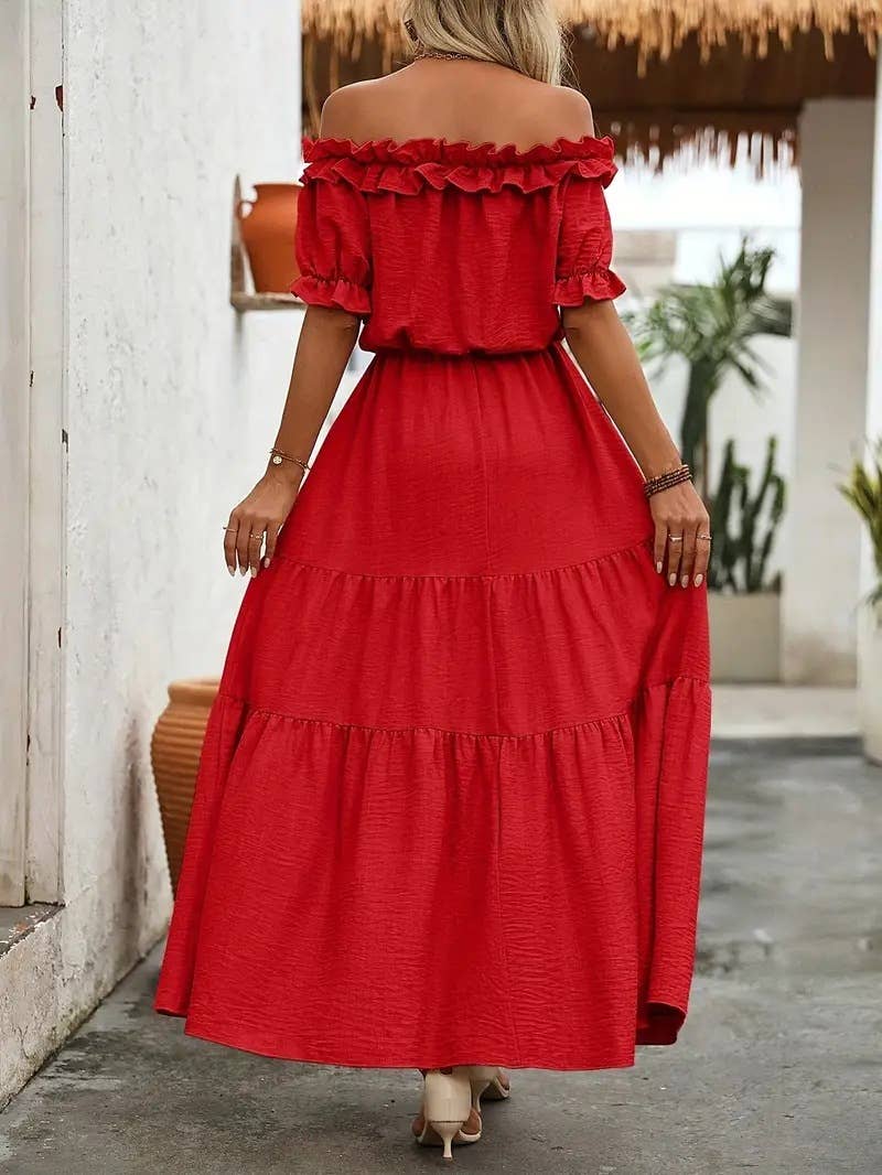 One-shoulder,cinched waist and side-slit dress