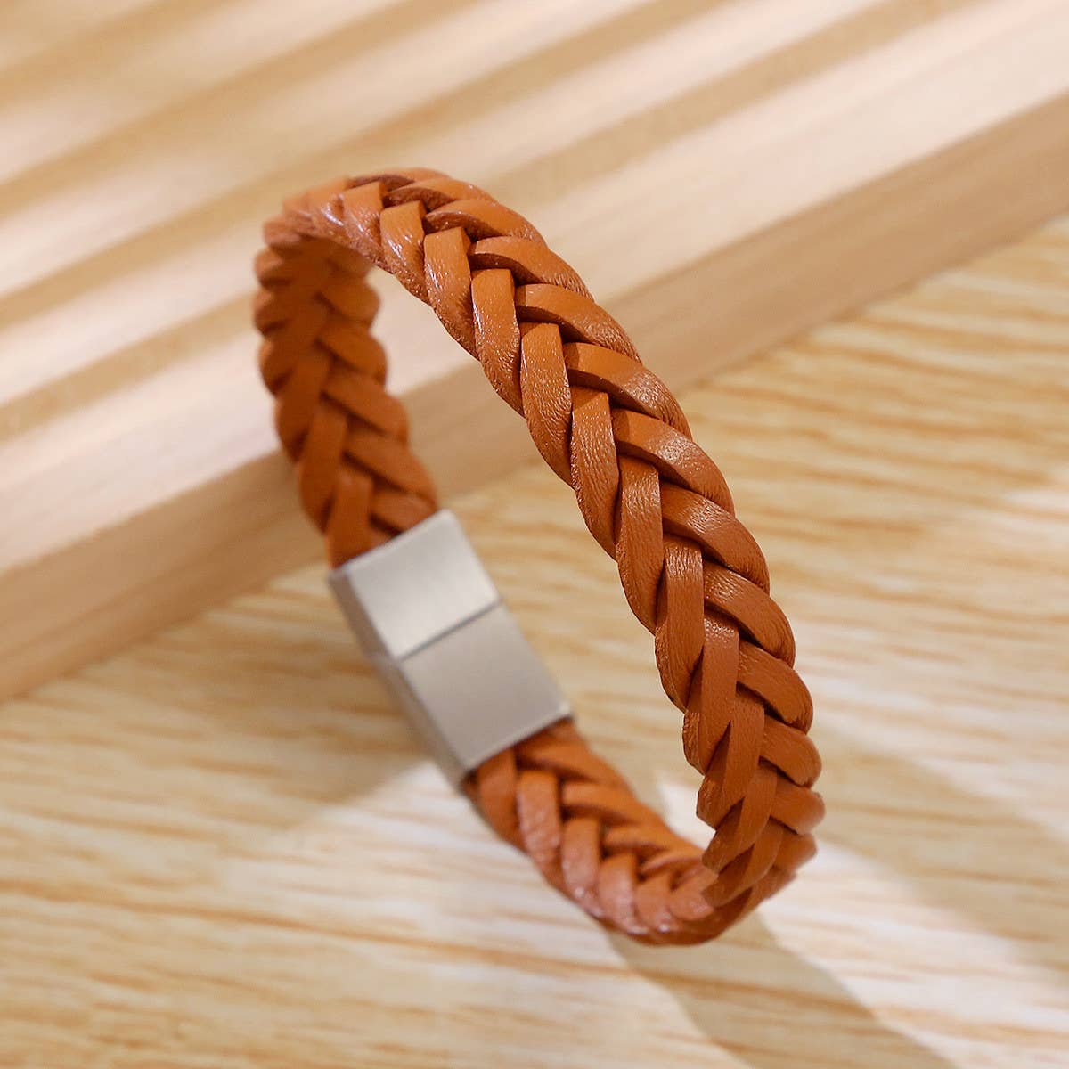 NEW HAND-WOVEN BRACELET
