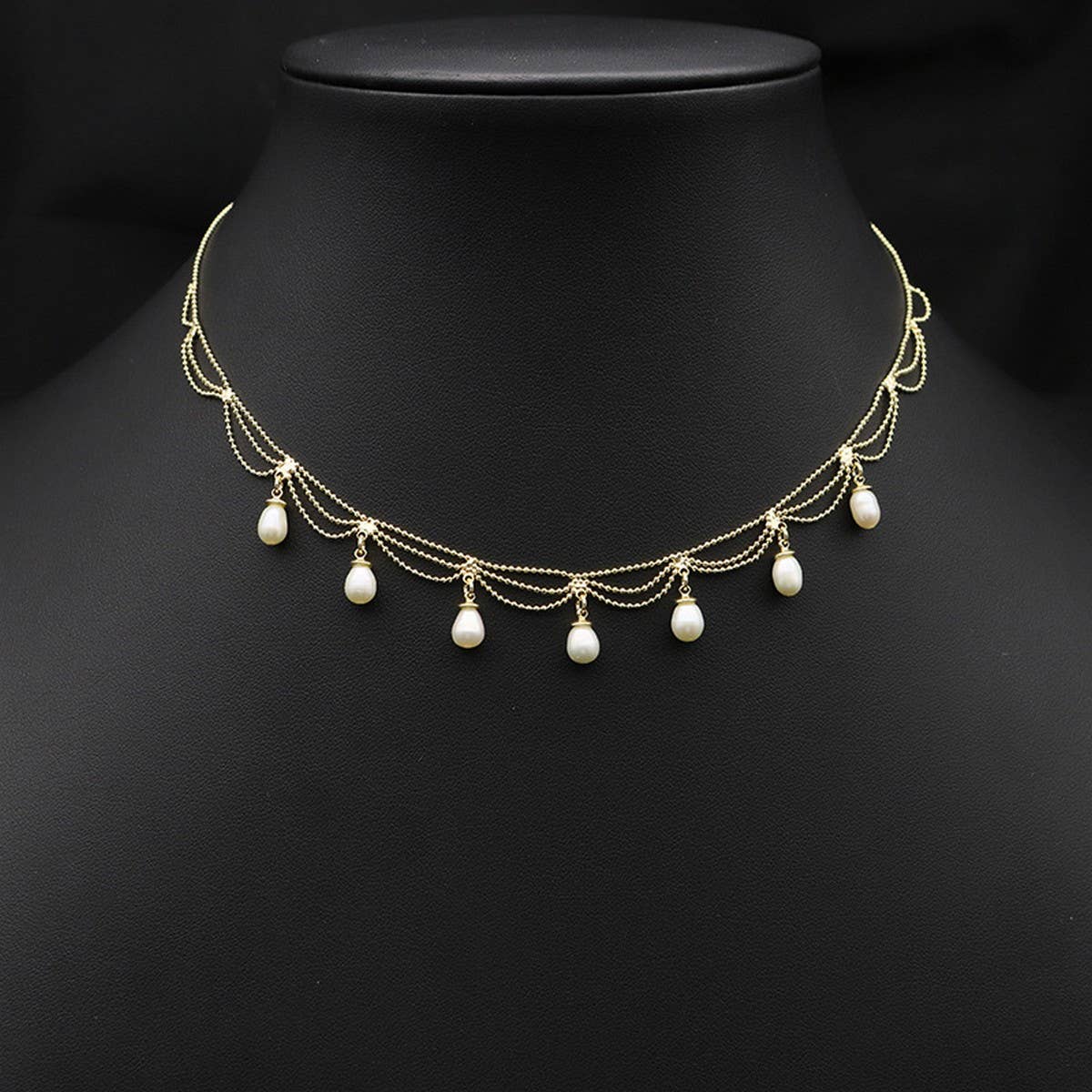 WOMEN'S LACE TASSEL NATURAL PEARL NECKLACE