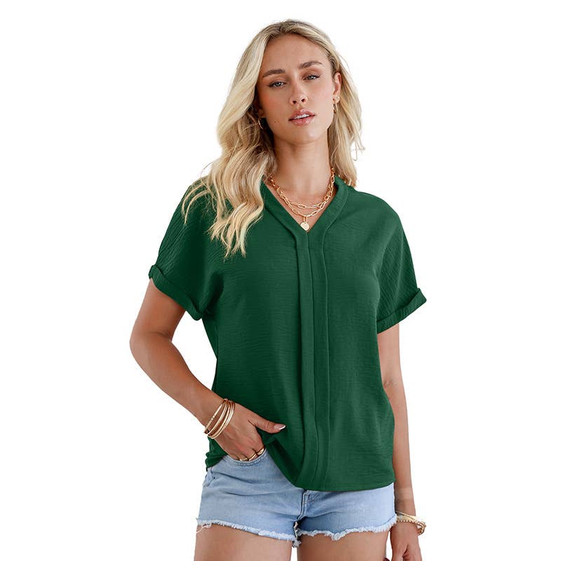 A stylish simple wrinkly thin breathable jumper