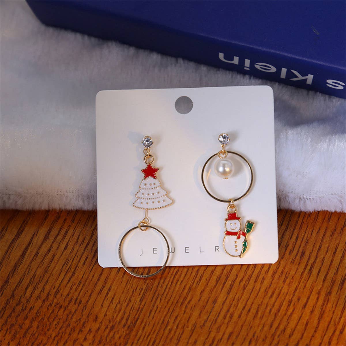 ASYMMETRIC CHRISTMAS TREE ELK TASSEL EARRINGS_CWAJE2403