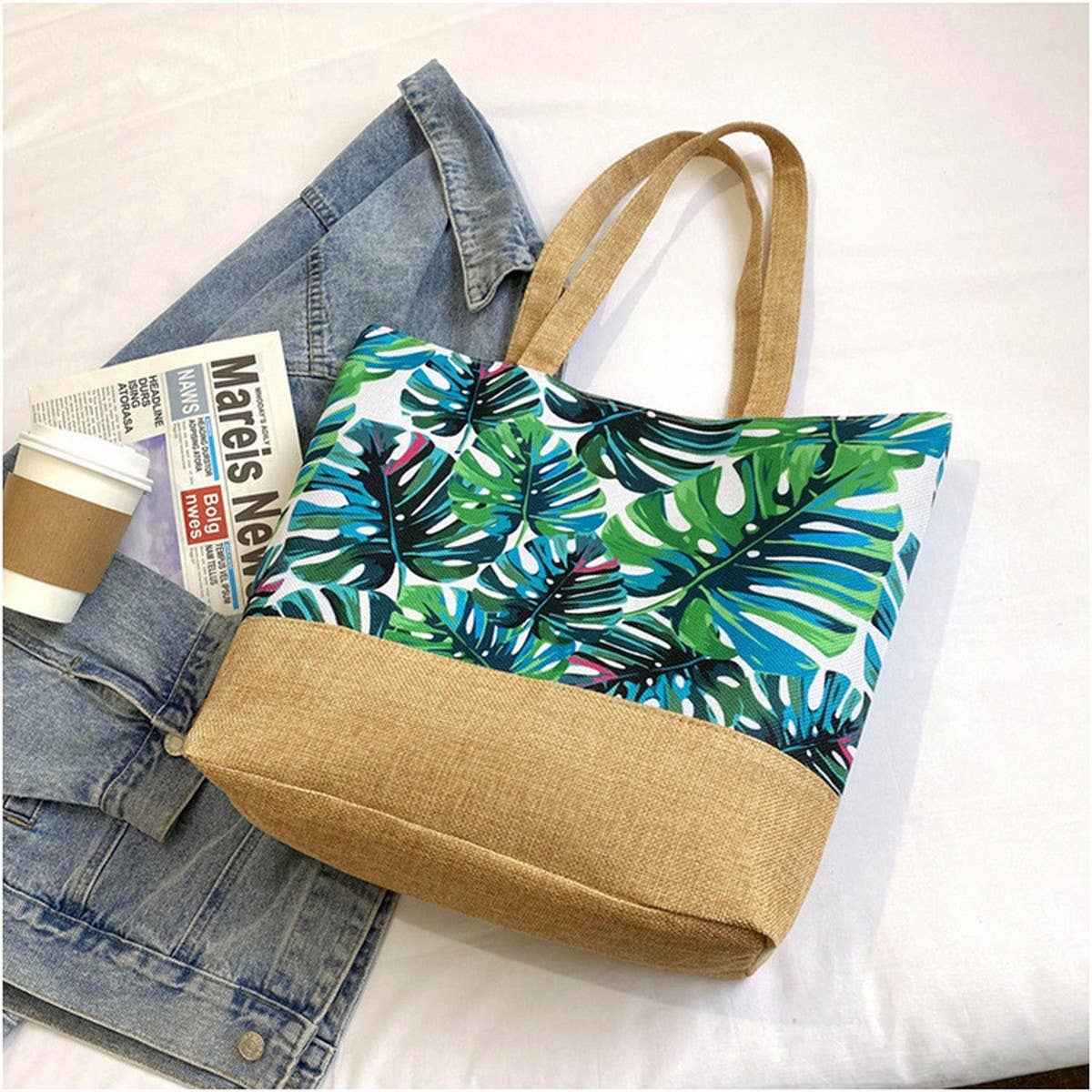 FASHIONABLE AND MINIMALIST CANVAS TOTE BAG_CWAB1671